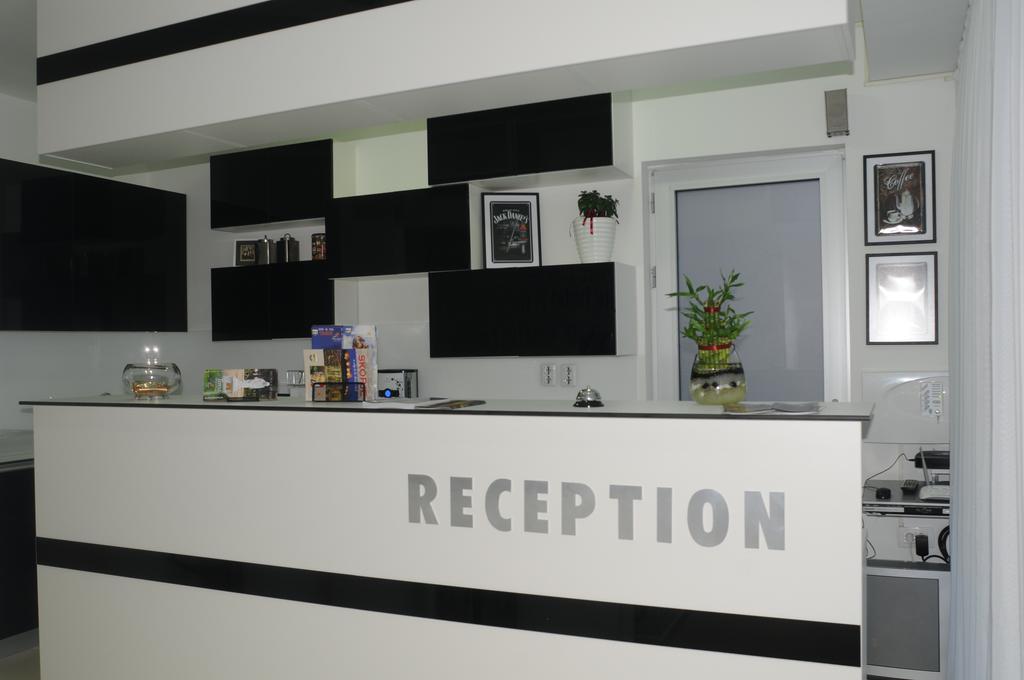 City Boutique Rooms Szkopje Kültér fotó