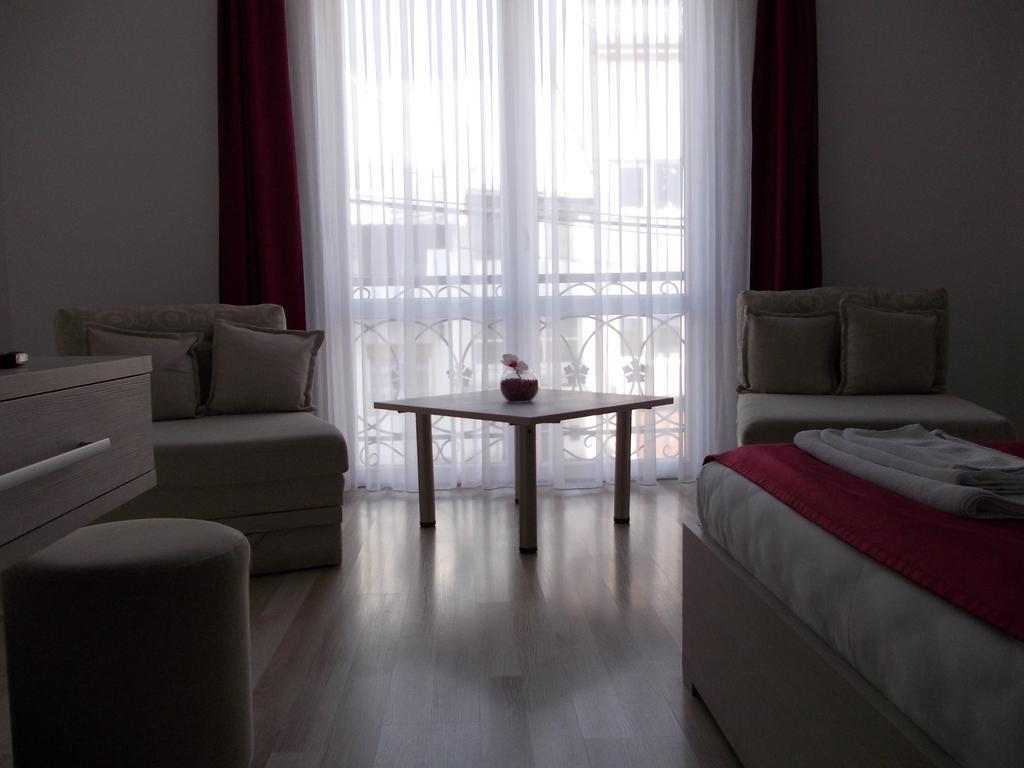 City Boutique Rooms Szkopje Kültér fotó